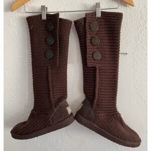 UGG Classic Cardy Boot Brown (Women’s size 7)